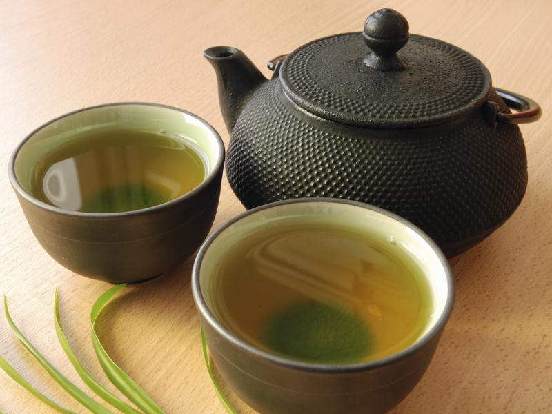 El té verde es una de las bebidas más benéficas para el cuerpo, gracias a su alta cantidad de antioxidantes