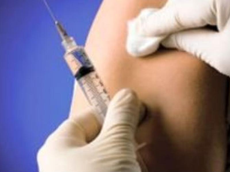 La vacunación es la principal medida preventiva para evitar contraer cualquier enfermedad.