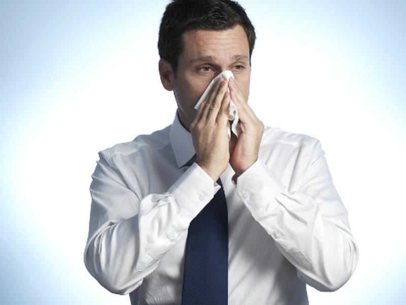 Tips para detener el contagio de gripe en la oficina