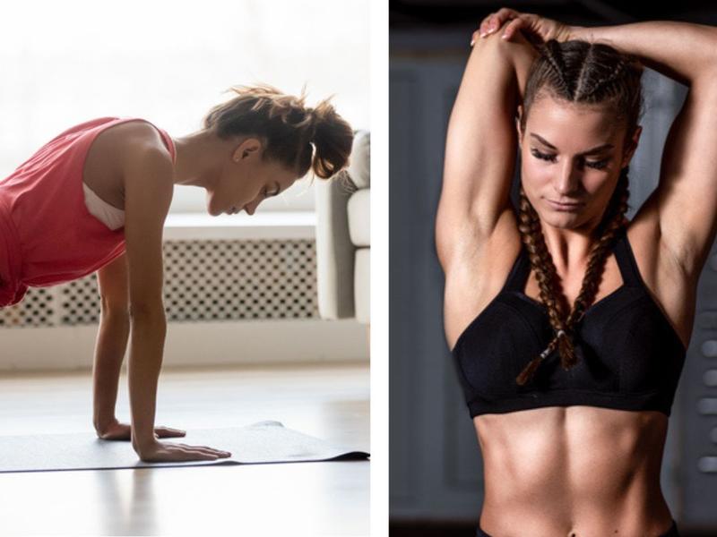 Mujer haciendo yoga, mujer mostrando brazos tonificados por hacer yoga para brazos