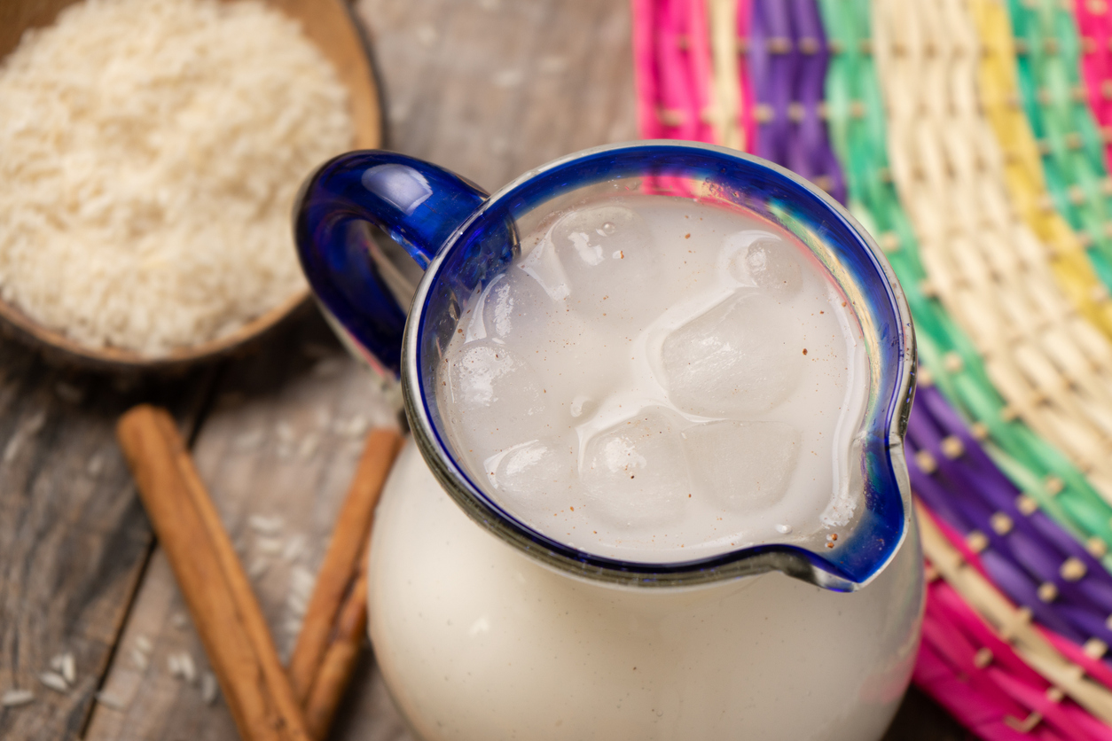 Tradicional agua de horchata cremosita en 2 sencillos pasos (receta)