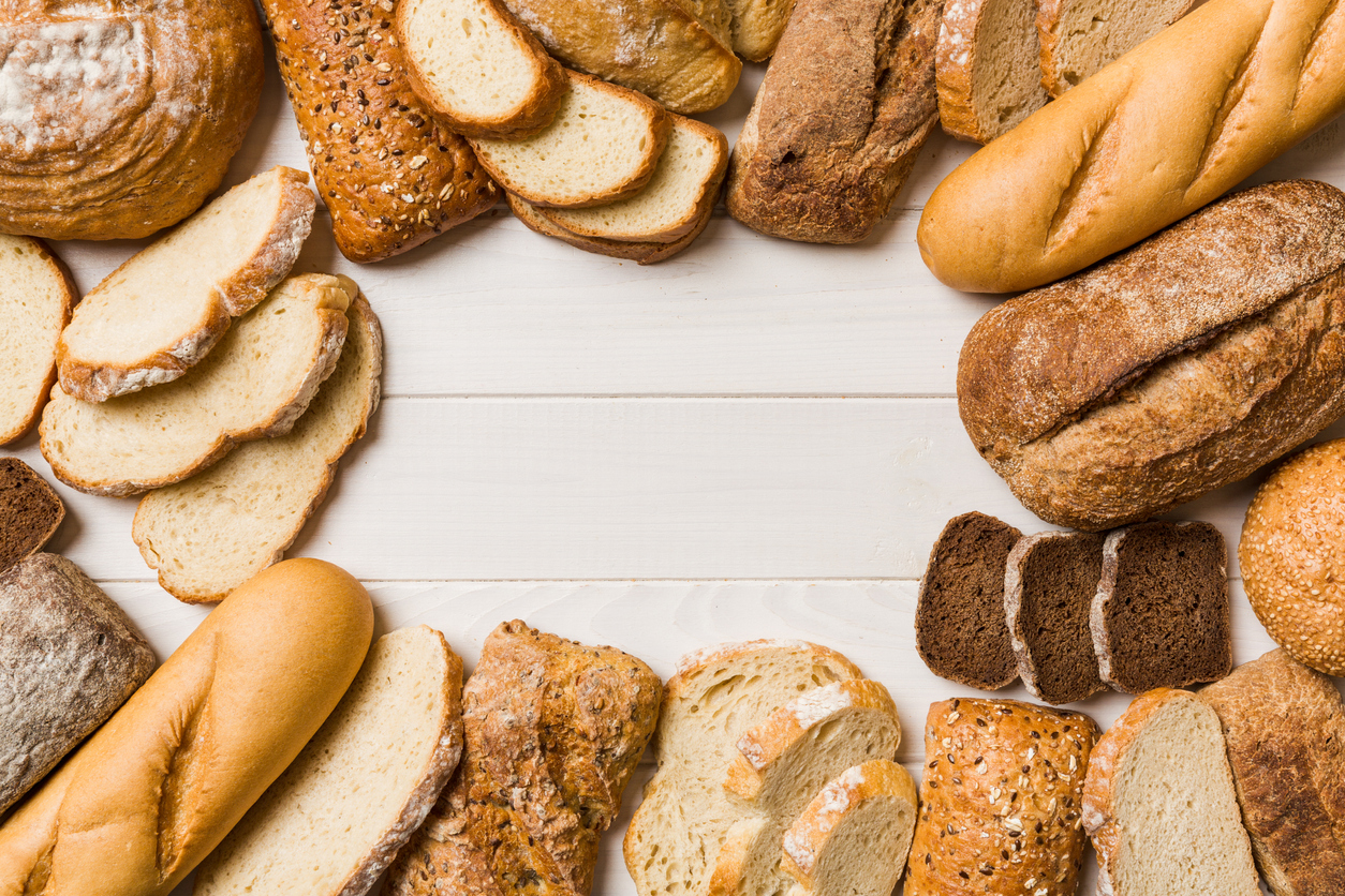 Variedad de panes para ilustrar que así cambia tu cuerpo cuando dejas de comer harinas por 10 días