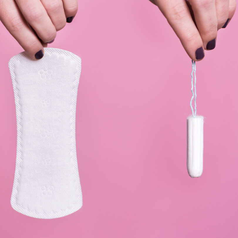 acceso Frente a ti Falange Las diferencias entre usar tampones y toallas durante tu periodo