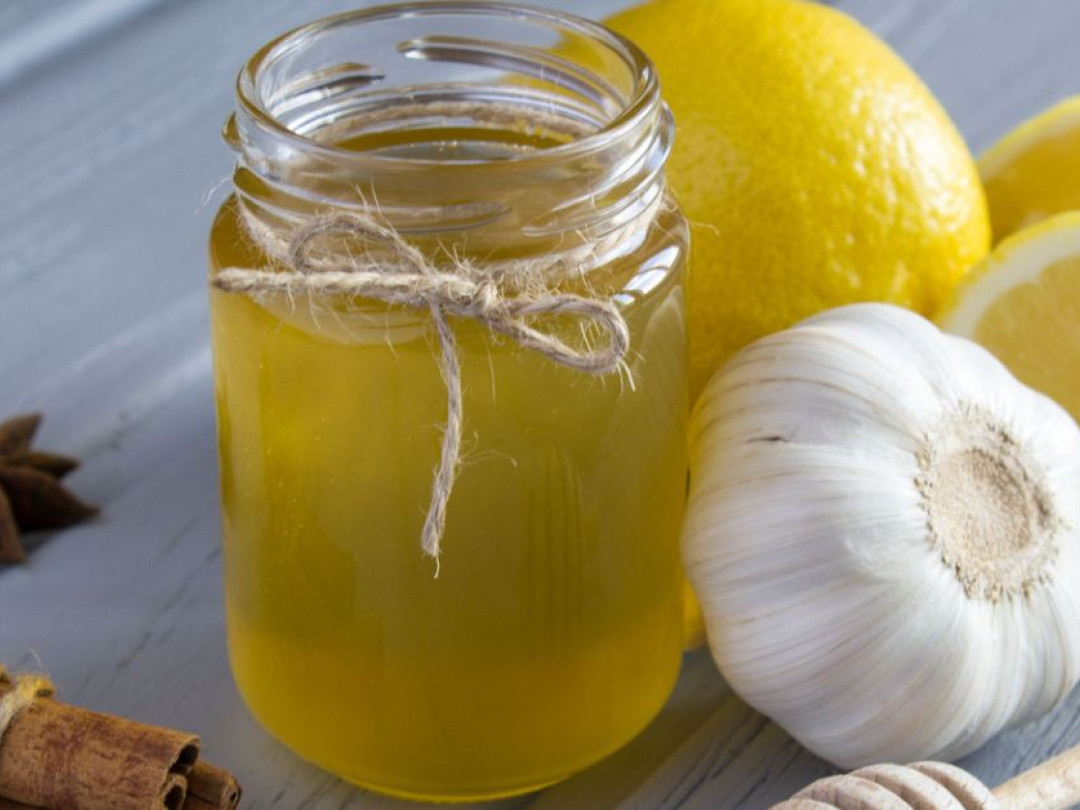 Té de ajo con limón y canela: descubre sus beneficios para tu salud