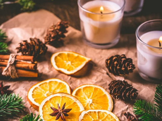 Ingredientes para aromatizante navideño