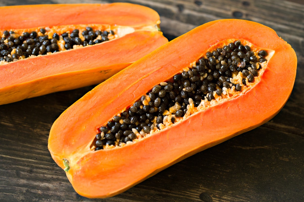 Cómo usar las semillas de papaya para desintoxicar tu hígado, riñones y  aparato digestivo